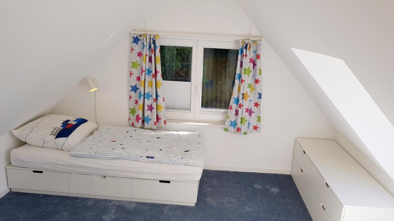 Ferienhaus An Der Nordsee - Familienfreundlich, Gut Ausgestattet & Viel Platz Butjadingen Buitenkant foto