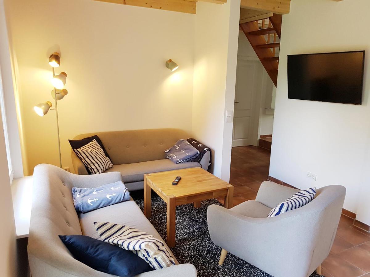 Ferienhaus An Der Nordsee - Familienfreundlich, Gut Ausgestattet & Viel Platz Butjadingen Buitenkant foto