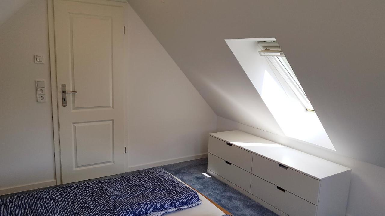 Ferienhaus An Der Nordsee - Familienfreundlich, Gut Ausgestattet & Viel Platz Butjadingen Buitenkant foto