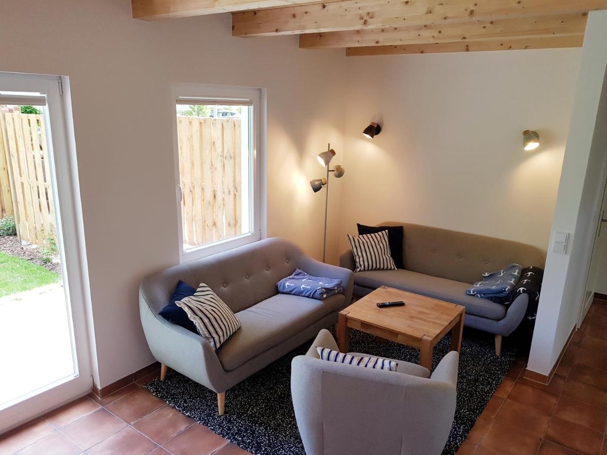 Ferienhaus An Der Nordsee - Familienfreundlich, Gut Ausgestattet & Viel Platz Butjadingen Buitenkant foto