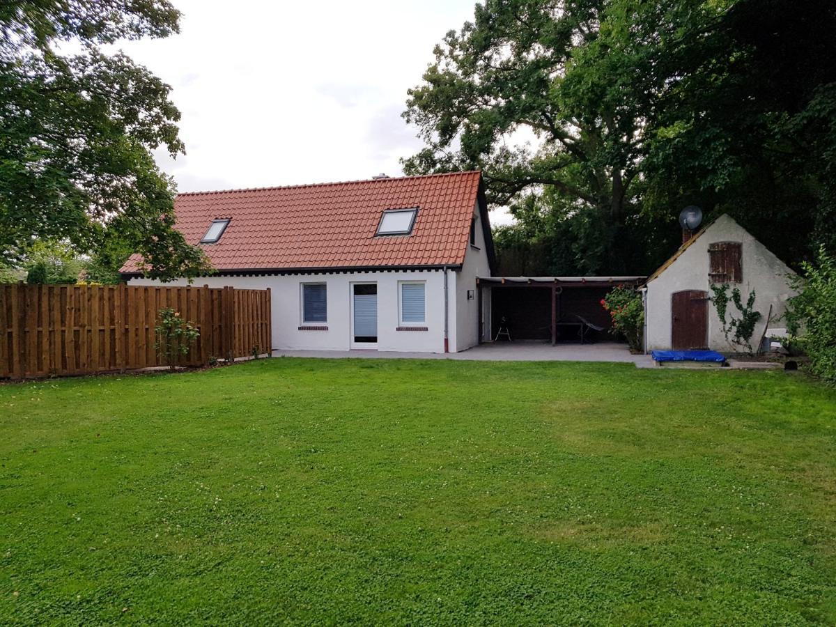 Ferienhaus An Der Nordsee - Familienfreundlich, Gut Ausgestattet & Viel Platz Butjadingen Buitenkant foto